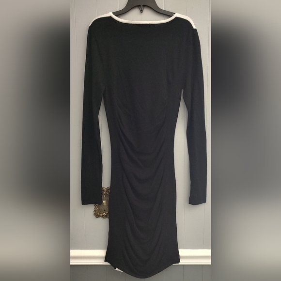 Express knit dress - Picture 3 of 5